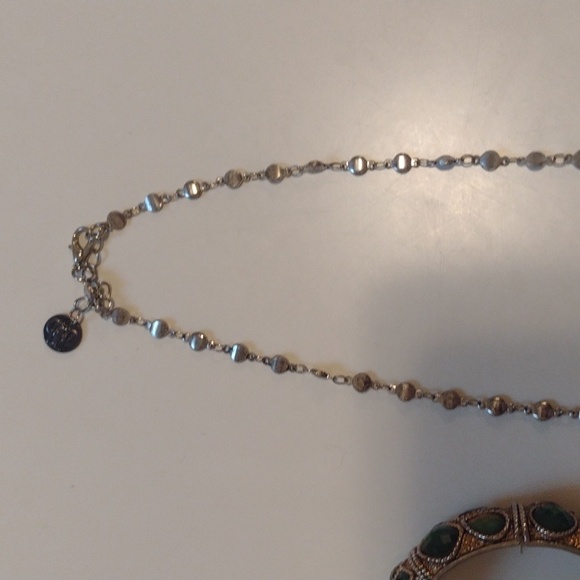 Gold and Silver Glass Stones Bracelet and Necklace Bundle - Picture 5 of 12